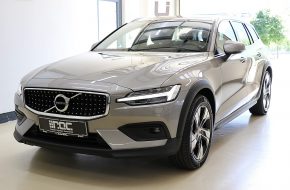 Volvo V60 Cross Country D4 AWD Geartronic AHK/LED/Teilleder/ACC/uvm bei Auto ROC in 