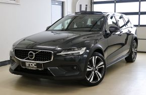 Volvo V60 Cross Country D4 AWD Pro Geartronic LED/HUD/Pano/Memory/Kamera/Pilot-Assist/AHK/uvm bei Auto ROC in 